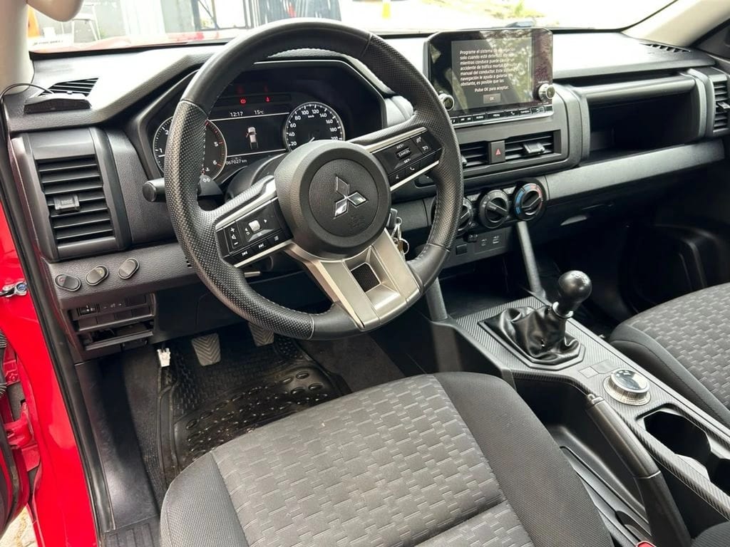Mitsubishi L200 Katana Xrt 4x4 2.4 año 2024