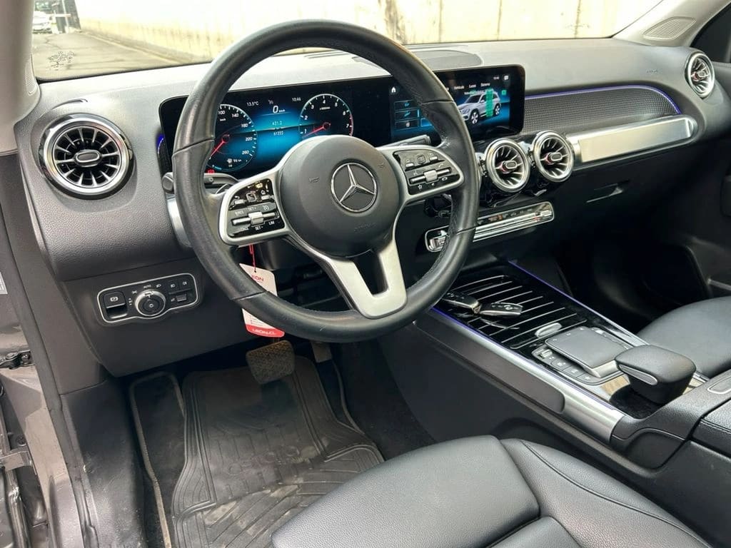 Mercedes-Benz Glb 250 2.0 4matic 4x4 At 5p año 2022