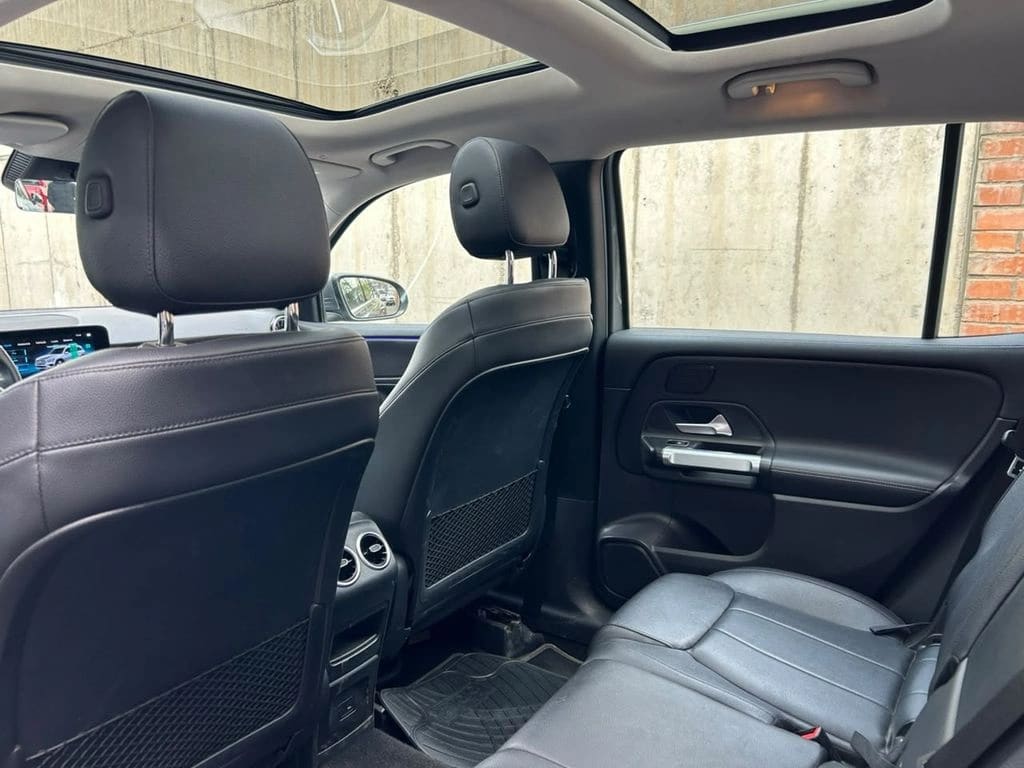 Mercedes-Benz Glb 250 2.0 4matic 4x4 At 5p año 2022