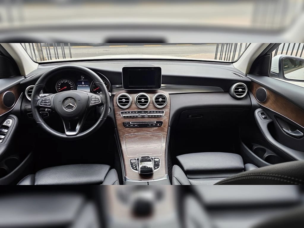 Mercedes-Benz 220 Glc 220 2.1 D 4x4 At año 2020