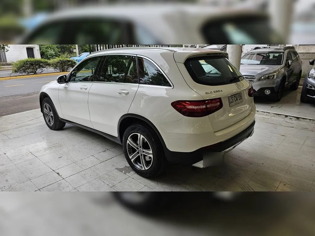 Mercedes-Benz 220 Glc 220 2.1 D 4x4 At año 2020
