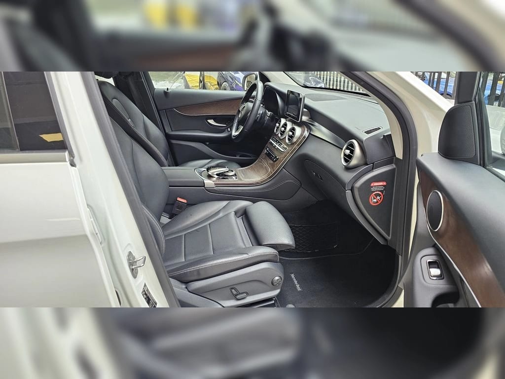 Mercedes-Benz 220 Glc 220 2.1 D 4x4 At año 2020