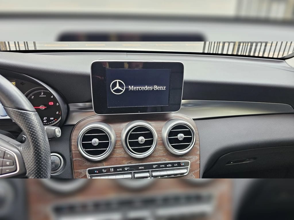 Mercedes-Benz 220 Glc 220 2.1 D 4x4 At año 2020