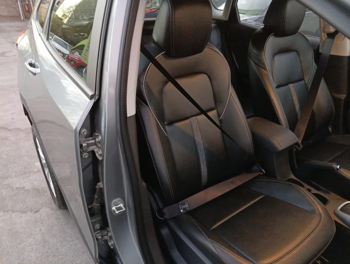 Chevrolet Tracker 1.2t Ltz T 4x2 At 5p año 2026
