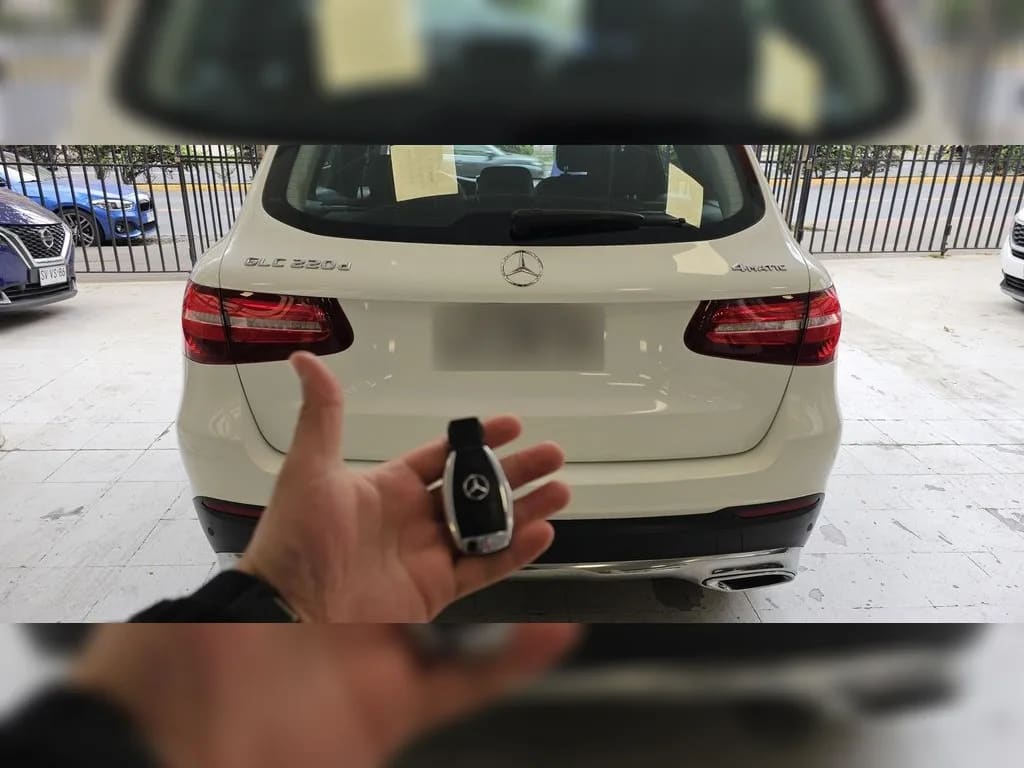 Mercedes-Benz 220 Glc 220 2.1 D 4x4 At año 2020