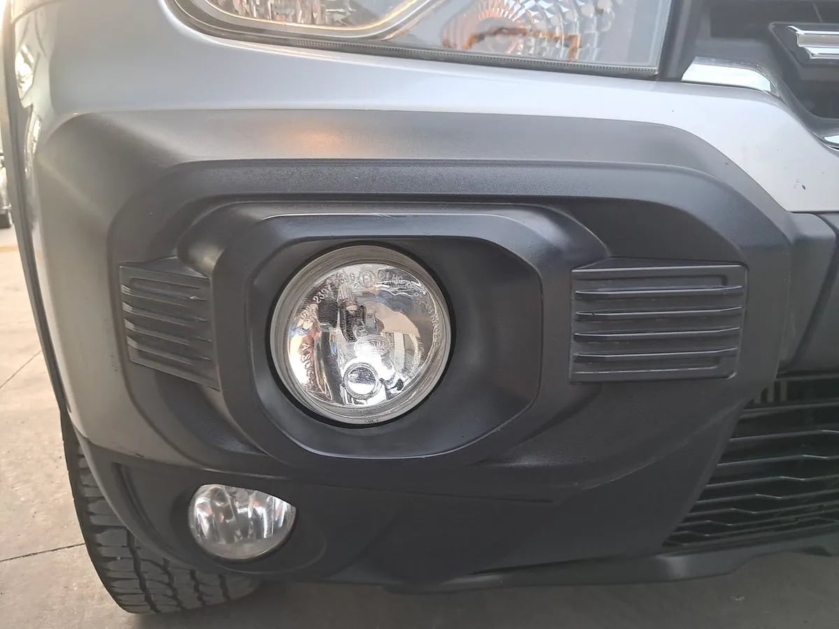 Renault Oroch 1.3 Intens Outsider Dob. Cab. 4x2 At 4p año 2023