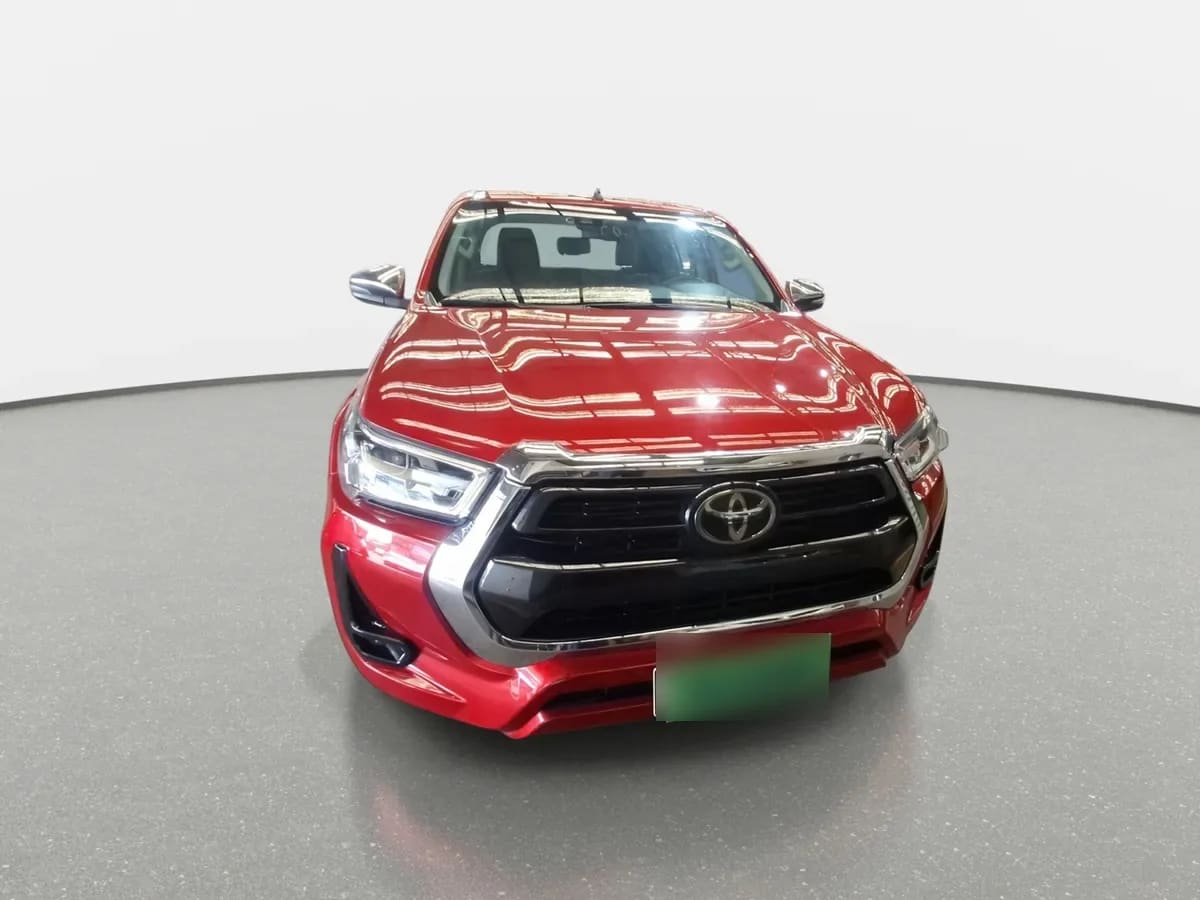 Toyota Hilux 2.8 Srv Diesel 4x4 Dob. Cab. At 4p año 2024