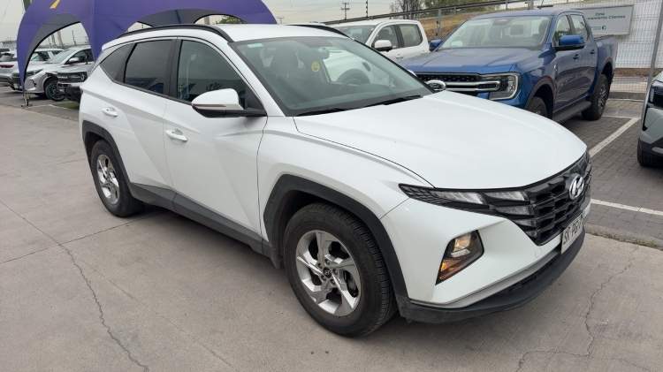 Hyundai Tucson 1.6 Nx4 Plus 2wd At 5p año 2023