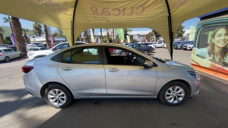 Chevrolet Onix 1.0t Ltz 4x2 Mt5 4p año 2022