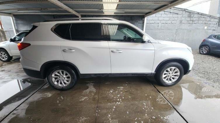 Ssangyong Rexton 2.2 Diesel Yrx301 4x2 Mt 5p año 2020