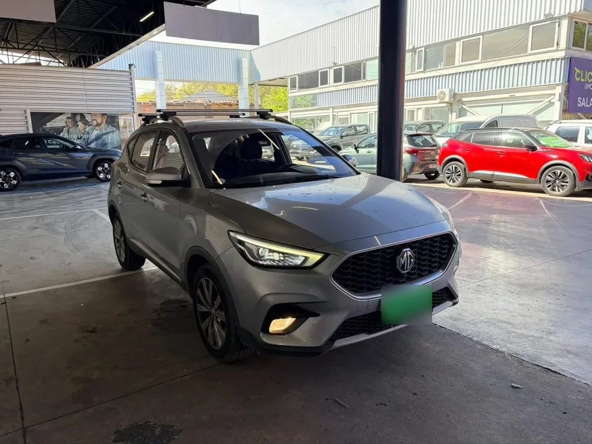 MG Mg Zx 1.5 Com 4x2 Mt 5p año 2023