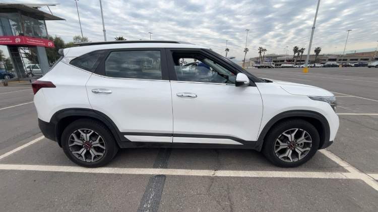Kia Seltos 1.6 Ex Full 4x2 6at 5p año 2023