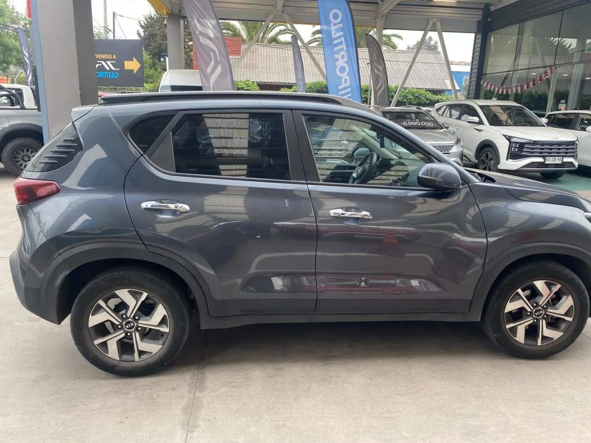 Kia Sonet 1.5 Ex Full 4x2 6mt 5p año 2021