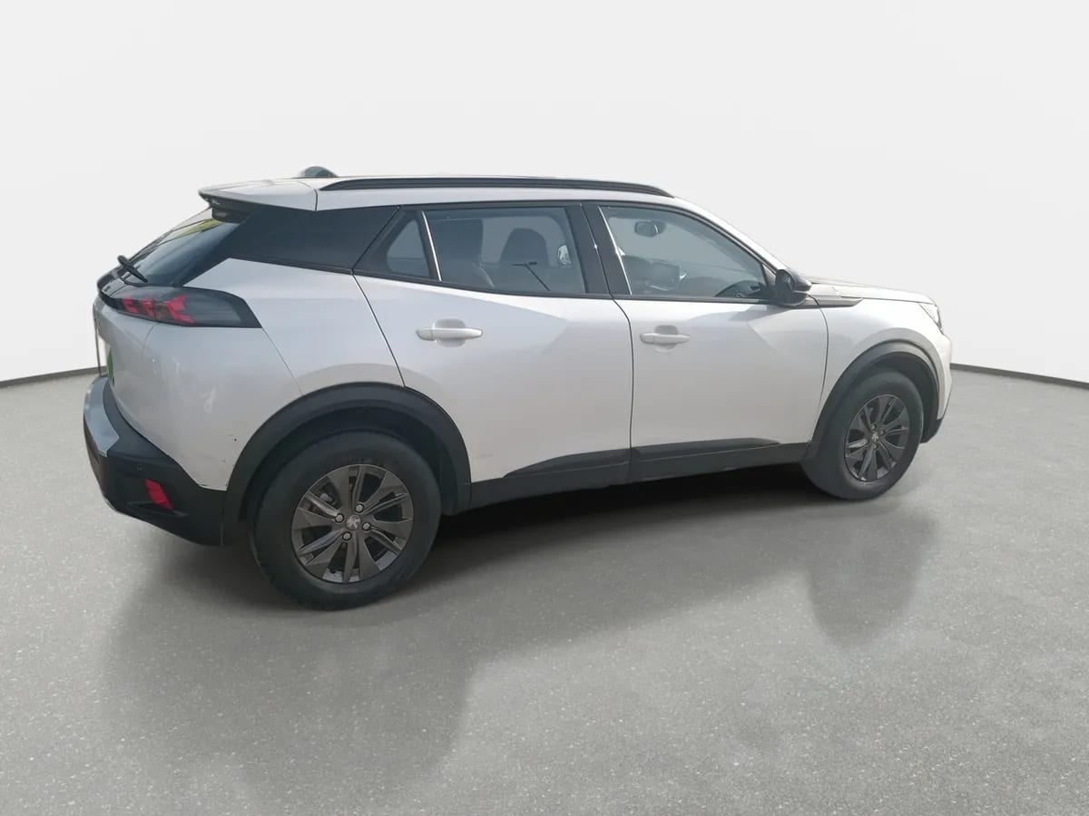 Peugeot 2008 1.2 Active Pack Puretech 130 4x2 Mt 5p año 2024