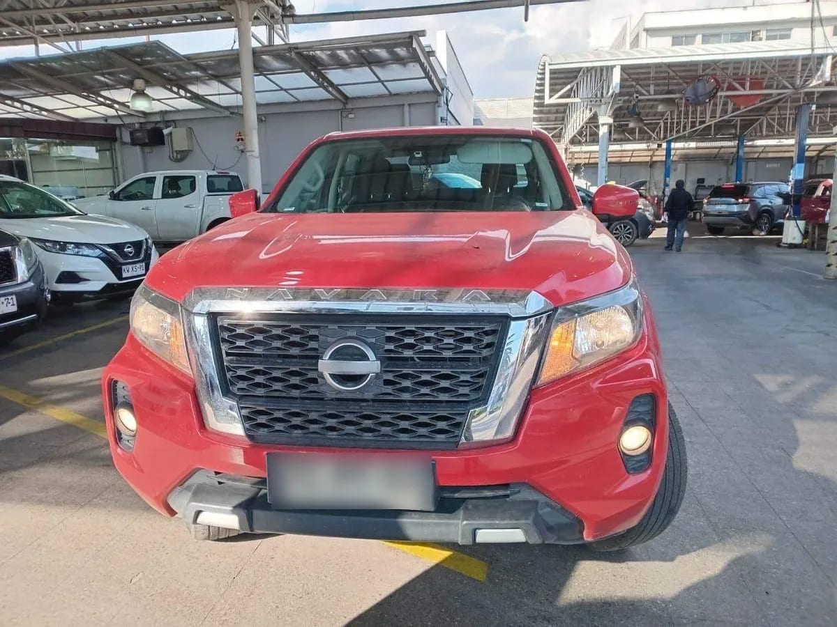 Nissan Navara 2.3d Xe Diesel 4x2 Dob.cab. Mt 4p año 2024