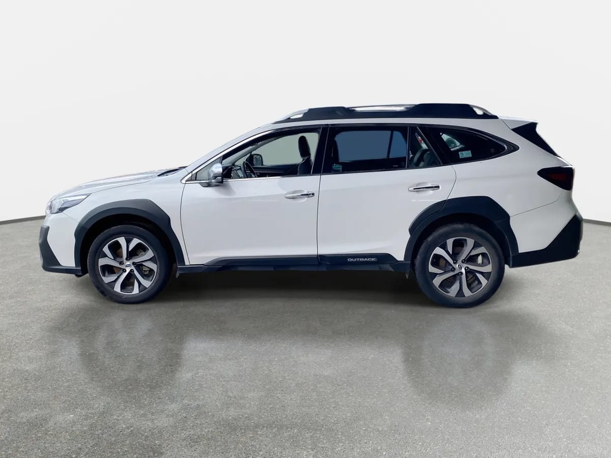 Subaru Outback 2.5i Touring Awd Cvt At 5p año 2022