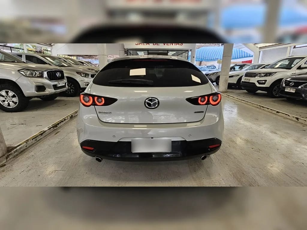 Mazda 3 Sport Core At 2025 año 2025