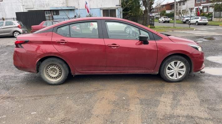 Nissan Versa 1.6 Sense 4x2 Mt 4p año 2023