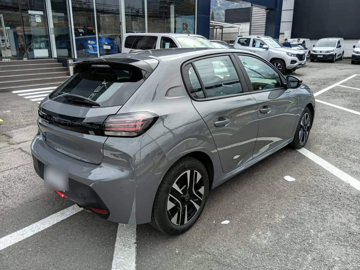 Peugeot 208 1.2 Mca Puretech 75 Active 4x2 Mt 5p año 2024