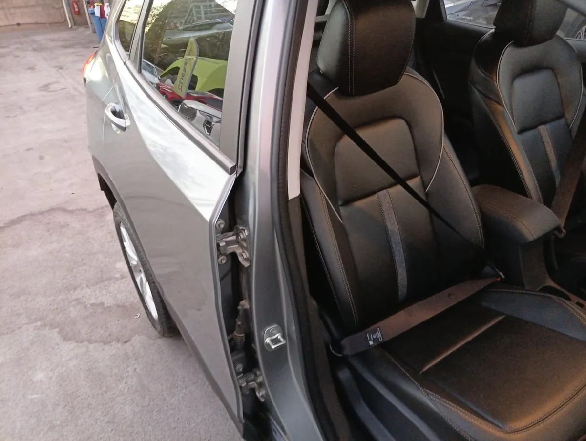Chevrolet Tracker 1.2t Ltz T 4x2 At 5p año 2026