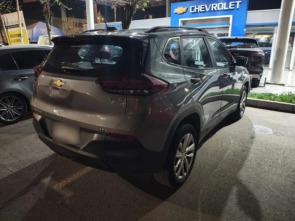 Chevrolet Tracker 1.2t Ltz R 4x2 At 5p año 2024