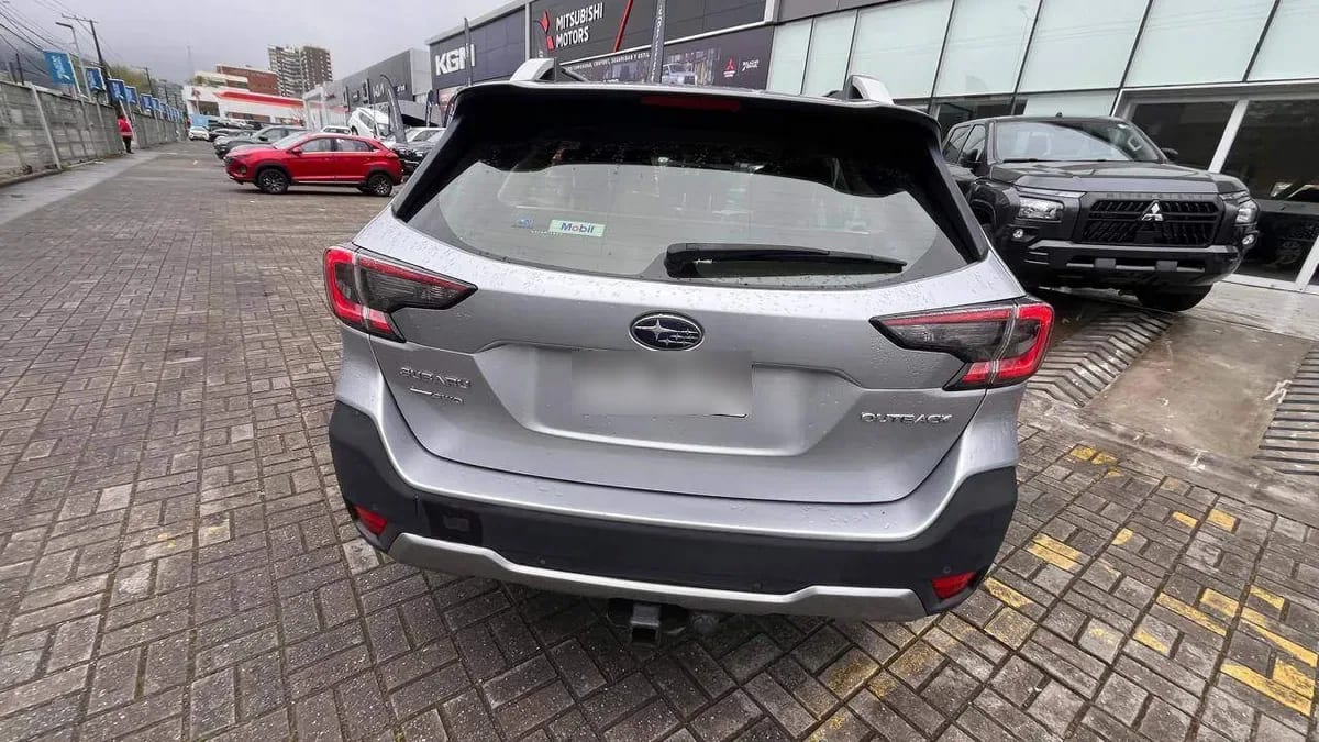 Subaru Outback 2.5i Touring Gardx Awd At 5p año 2021