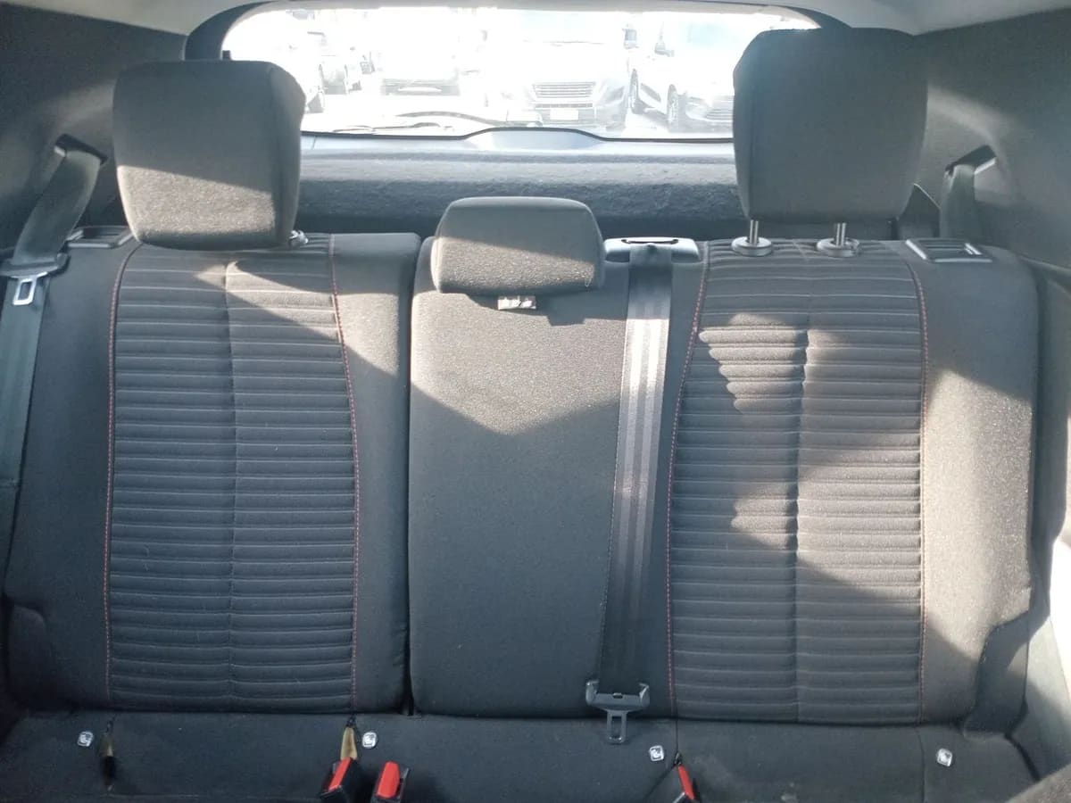 Peugeot 2008 1.2 Active Pack Puretech 130 4x2 Mt 5p año 2024