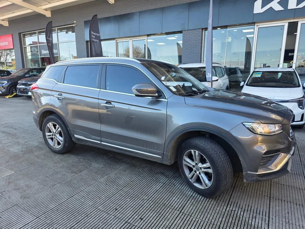 Geely Azkarra 1.5t Comfort 4x2 6at 5p año 2022