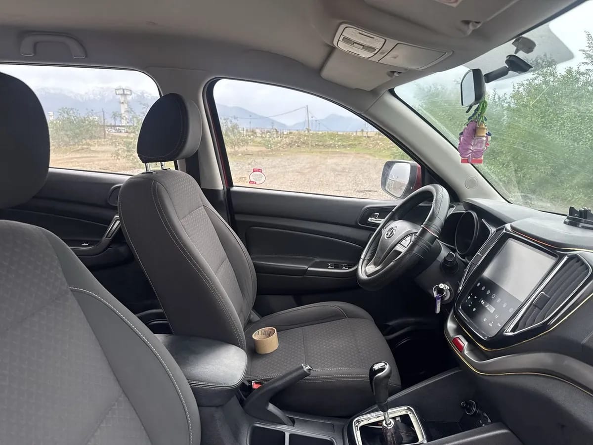 Changan Cx70 1.6 Comfort 4x2 Mt 5p año 2021
