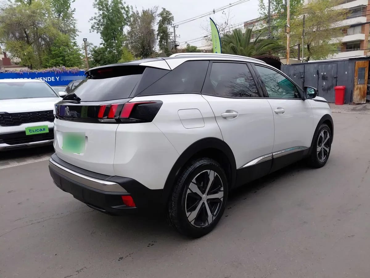 Peugeot 3008 1.6 Allure Blue-Hdi Diesel 4x2 120hp Eat6 5p año 2018