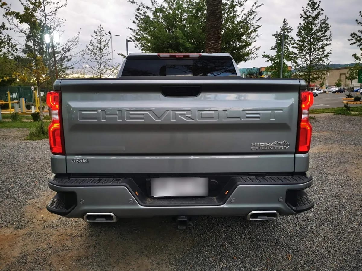Chevrolet Silverado 3.0 High Country 4x4 At 4p año 2026