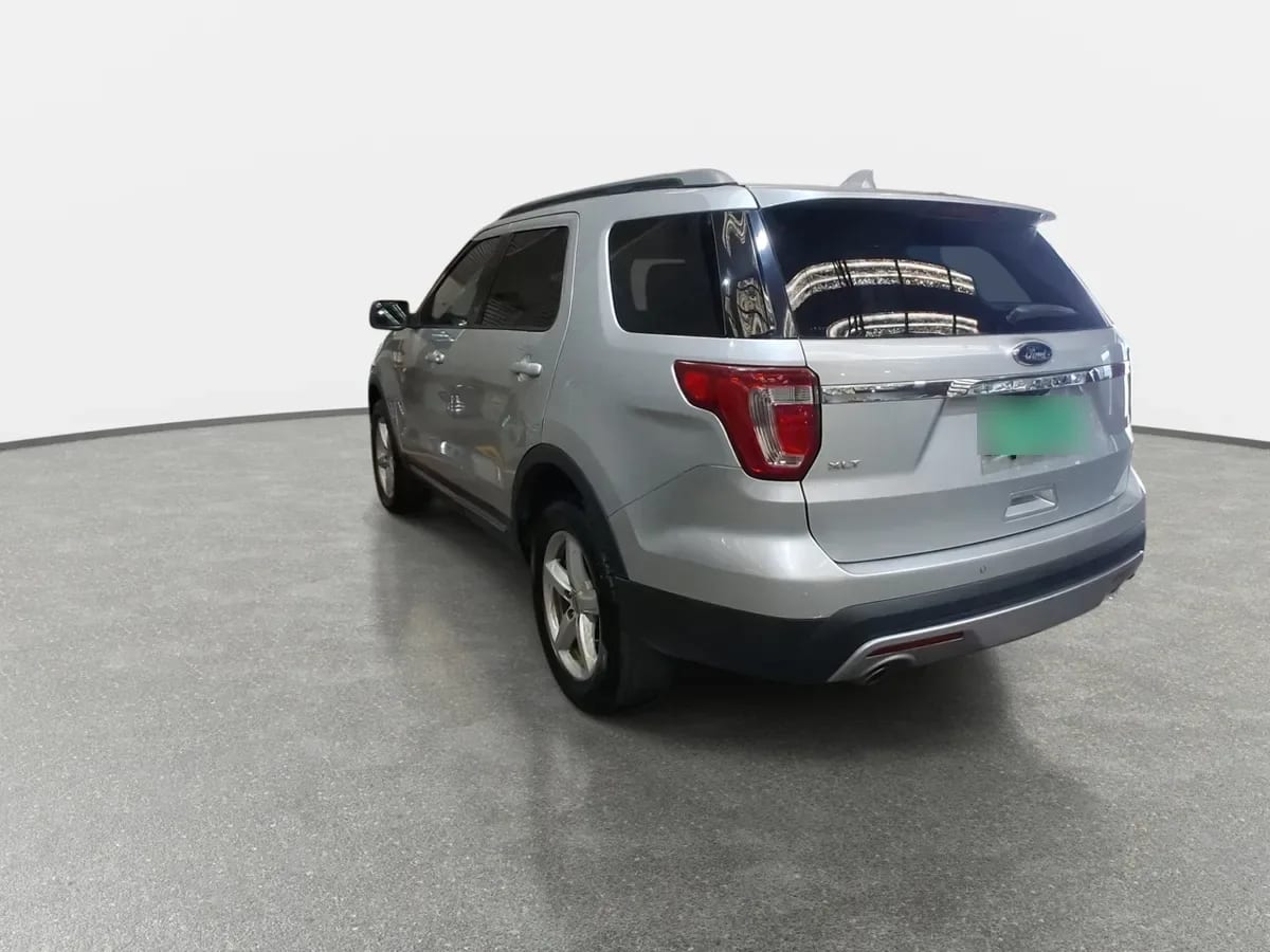 Ford Explorer 3.5 Xlt 4x2 3 Corridas At 5p año 2017