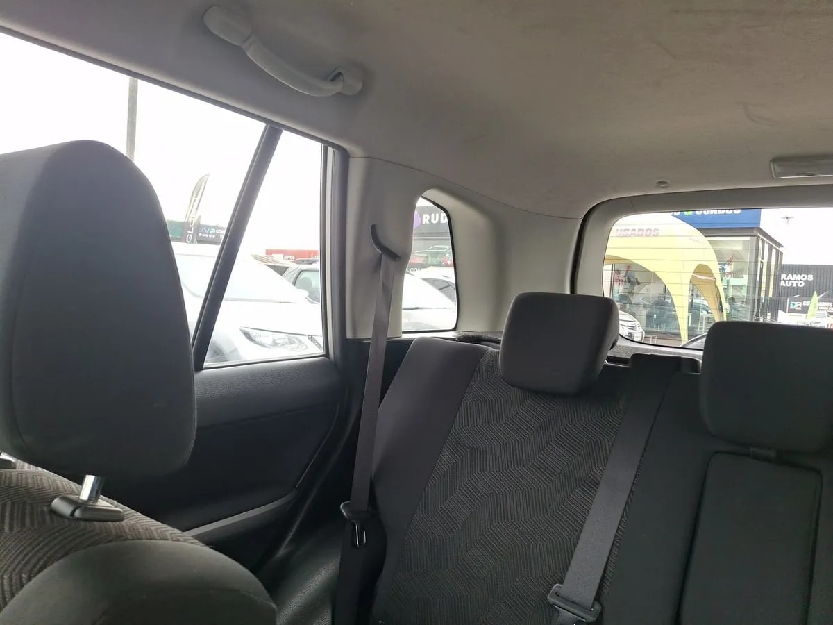 Suzuki Grand Nomade 2.4 Glx Se 2wd At 5p año 2019