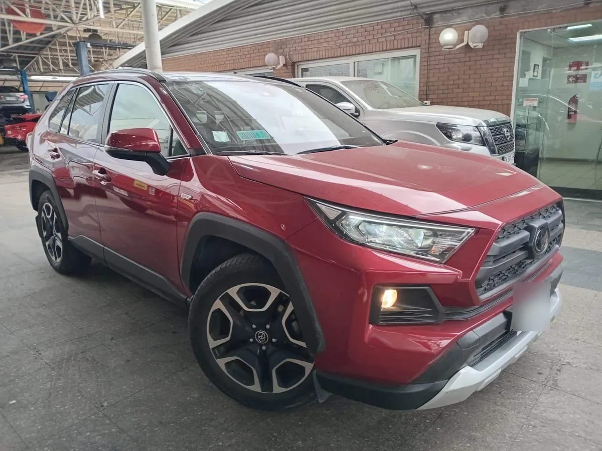 Toyota Rav 4 2.5 Adventure 4x4 At 5p año 2020