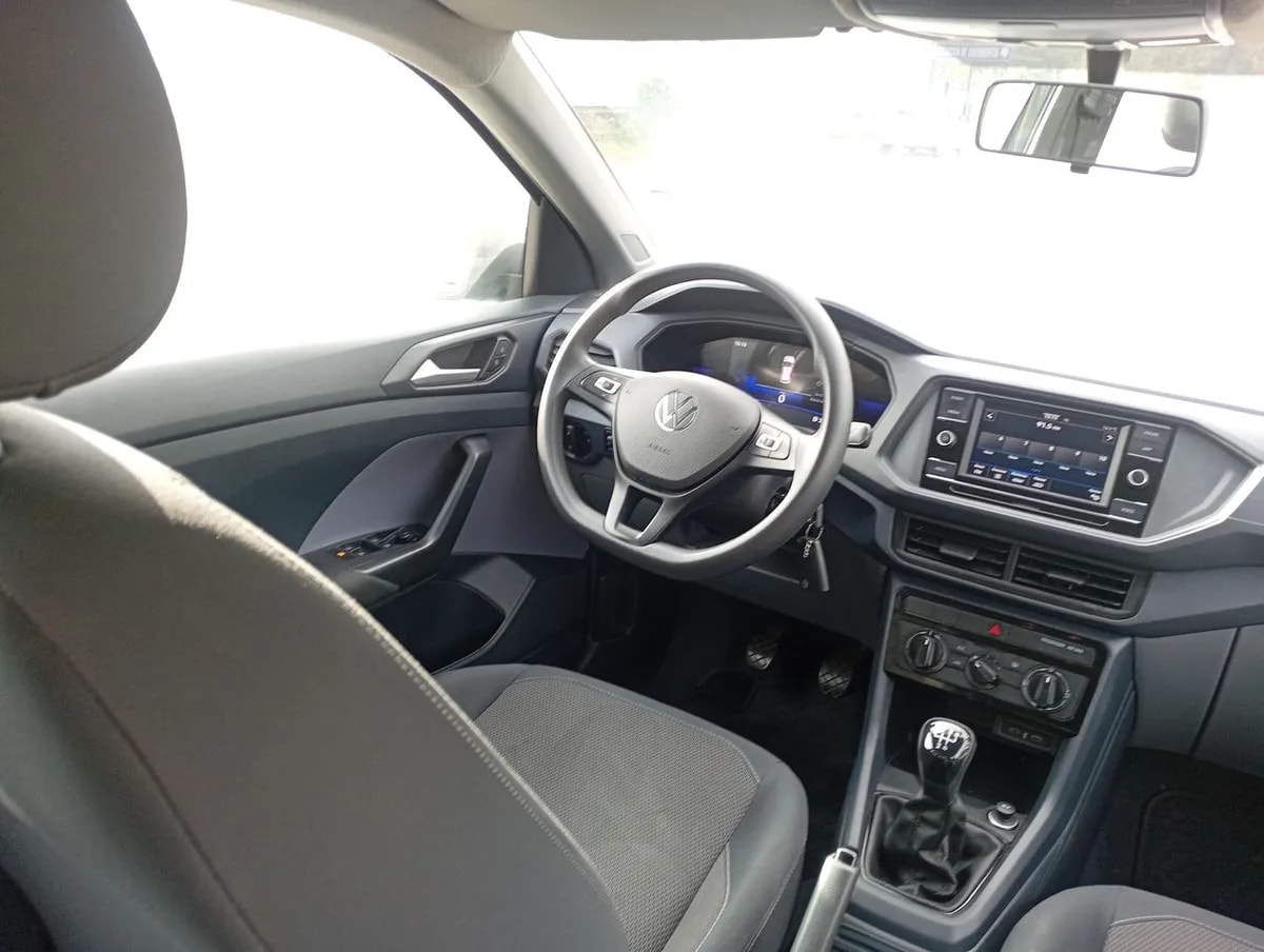 Volkswagen T-Cross 1.0 Tsi Trendline 4x2 5mt 5p año 2024