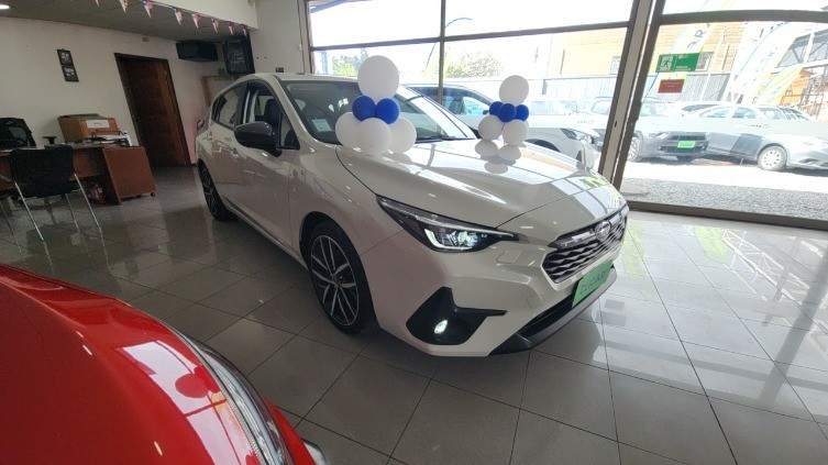 Subaru Impreza 2.0 Awd Cvt At 5p año 2026