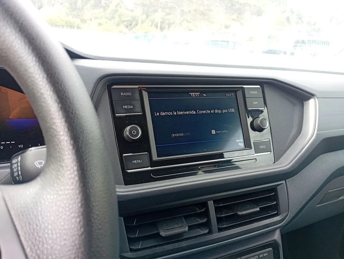 Volkswagen T-Cross 1.0 Tsi Trendline 4x2 5mt 5p año 2024