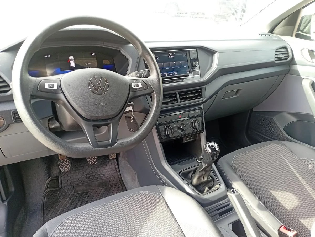 Volkswagen T-Cross 1.0 Tsi Trendline 4x2 5mt 5p año 2024