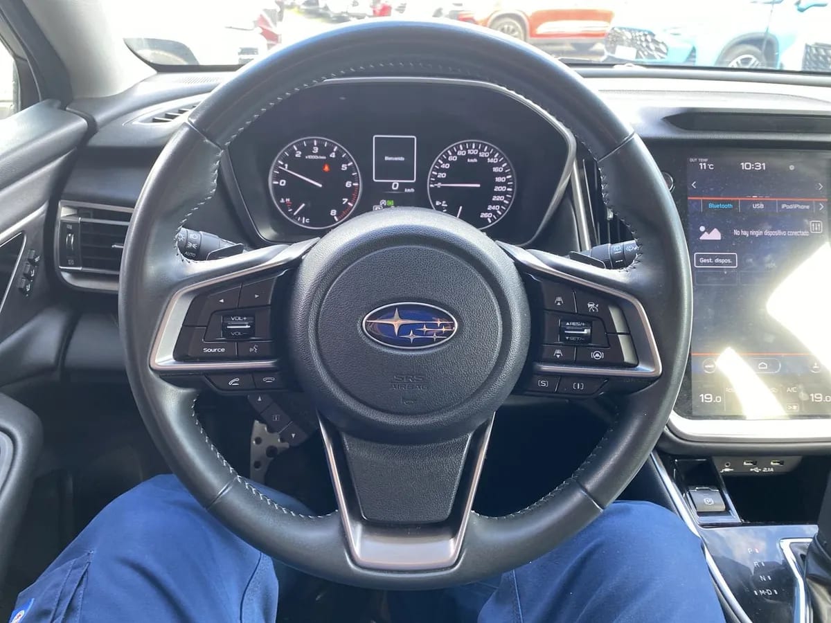 Subaru Outback 2.5i Touring Awd Cvt At 5p año 2022