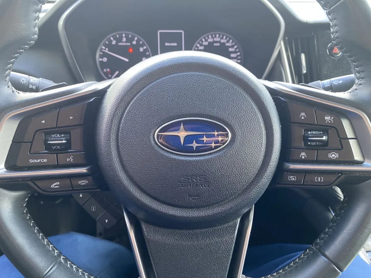 Subaru Outback 2.5i Touring Awd Cvt At 5p año 2022