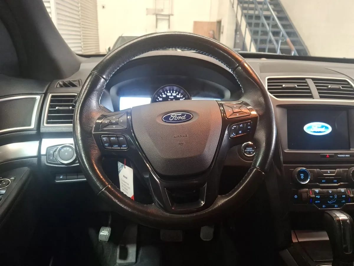 Ford Explorer 3.5 Xlt 4x2 3 Corridas At 5p año 2017