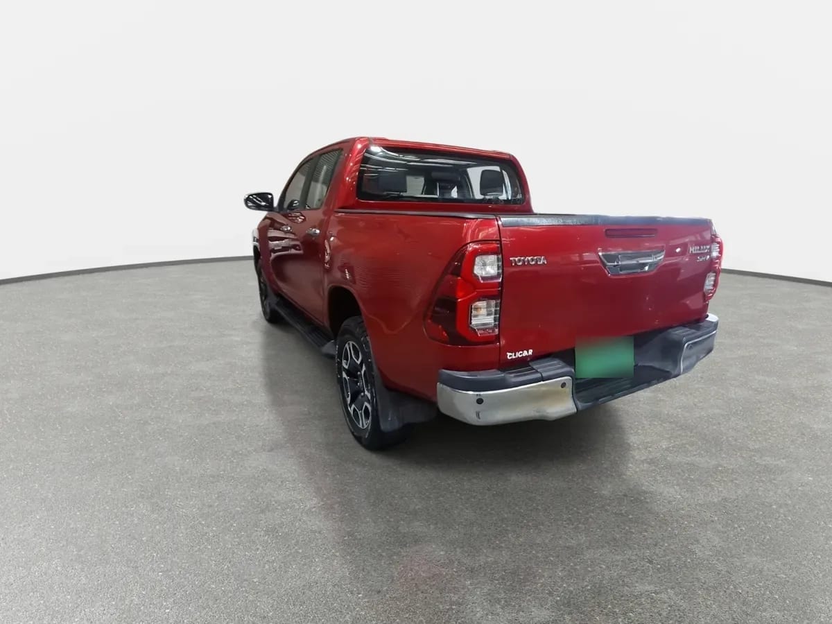 Toyota Hilux 2.8 Srv Diesel 4x4 Dob. Cab. At 4p año 2024