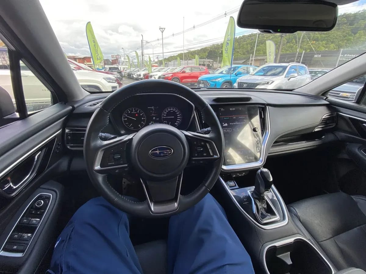 Subaru Outback 2.5i Touring Awd Cvt At 5p año 2022