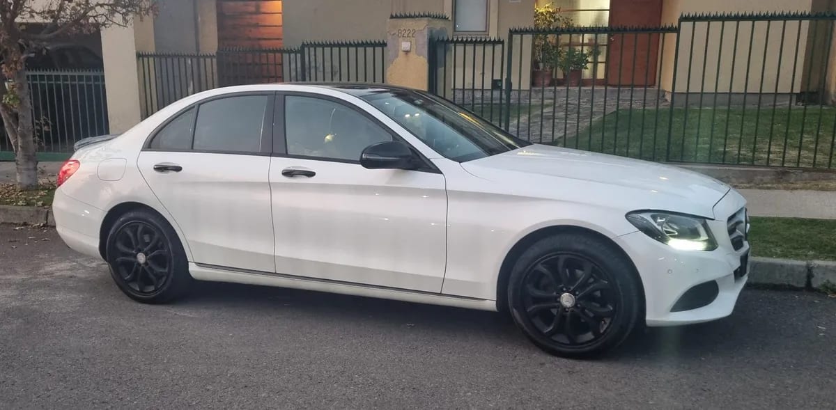 Mercedes Benz C180 Otra año 2016