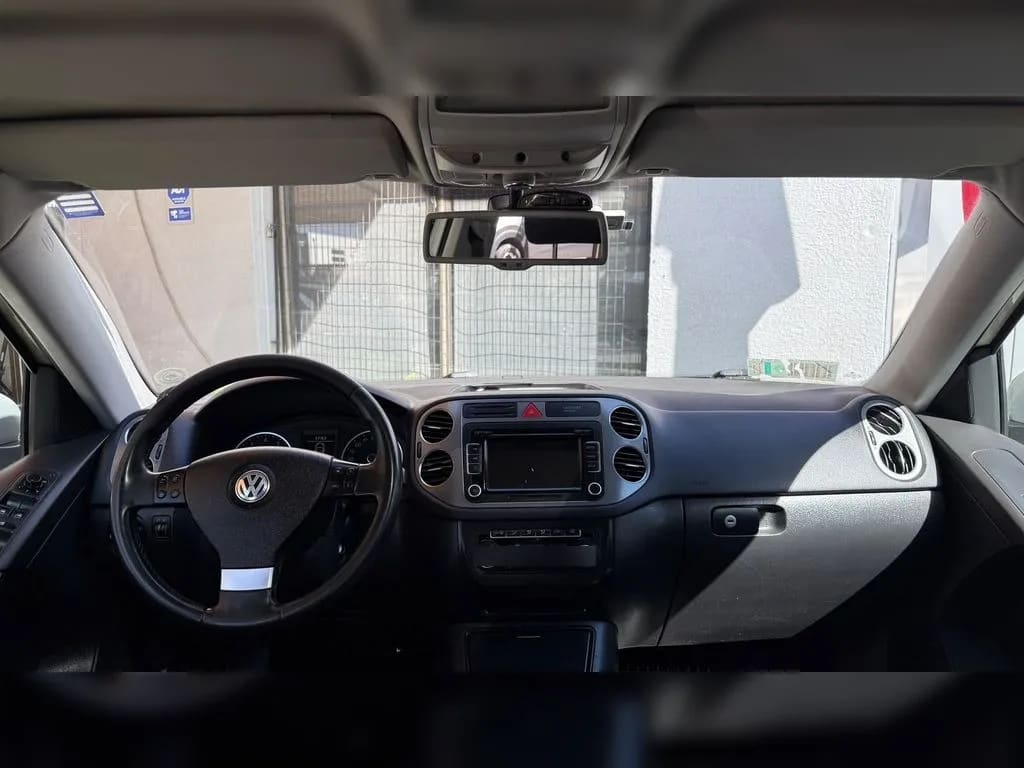 Volkswagen Tiguan 2.0 Full 4x4 At 5p año 2011