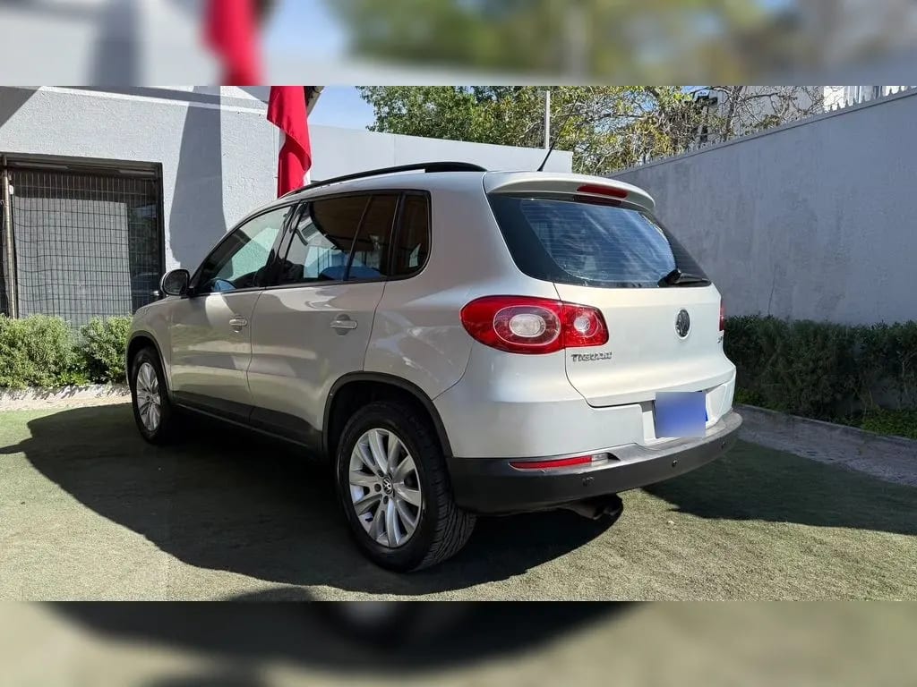Volkswagen Tiguan 2.0 Full 4x4 At 5p año 2011
