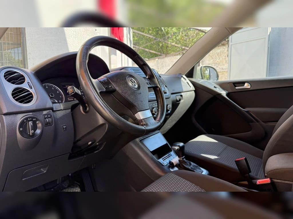 Volkswagen Tiguan 2.0 Full 4x4 At 5p año 2011