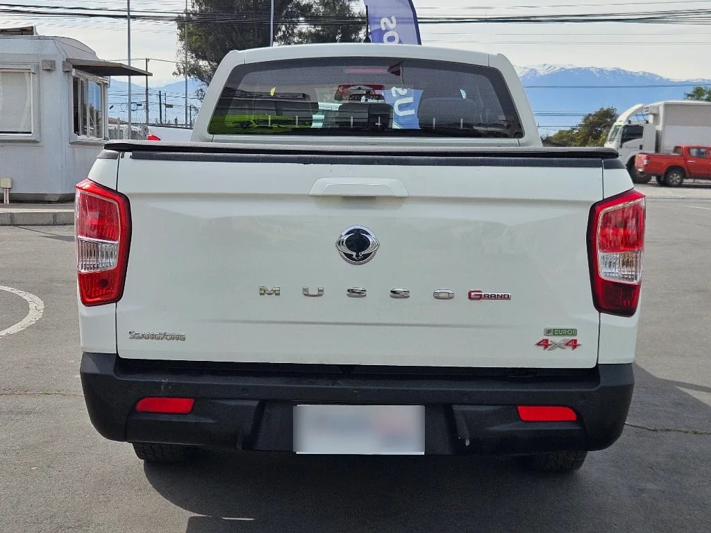 Ssangyong Grand Musso 4x4 2.2 año 2024