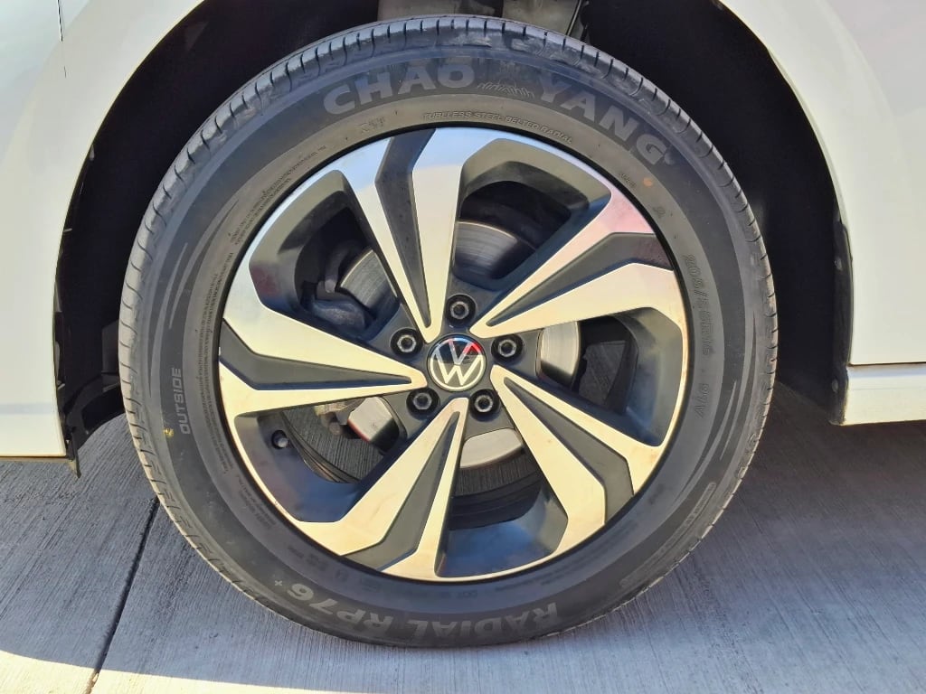 Volkswagen Virtus Virtus 1.0 At Comfortline año 2024