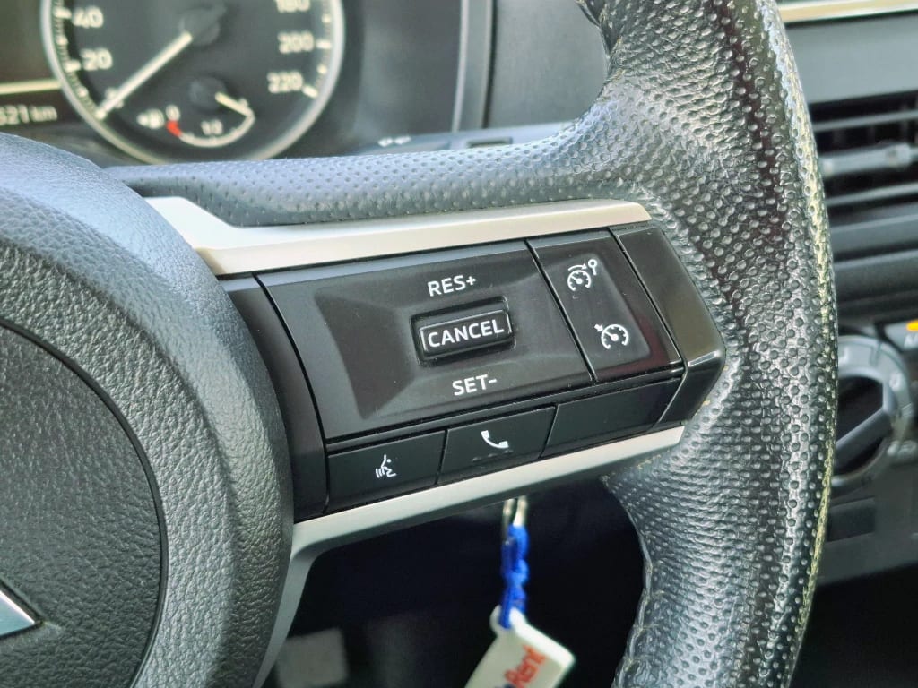 Mitsubishi L200 L200 Katana D/c 2.4 Tdi Mt Xrt 4x4 año 2024